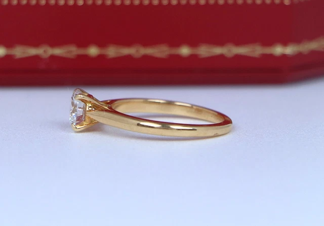 Bague de fiançailles Cartier 1895 en or jaune 18 carats, 0,72 ct, diamant rond D VS1