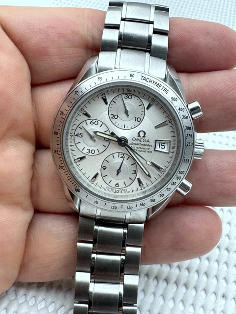 2007-Omega-Speedmaster-40mm-Chronograph-Automatic-1164-Original-15.webp Omega Speedmaster 40 mm Chronographe Automatique 2007 1164 Cadran d'origine Réf. 3211.30