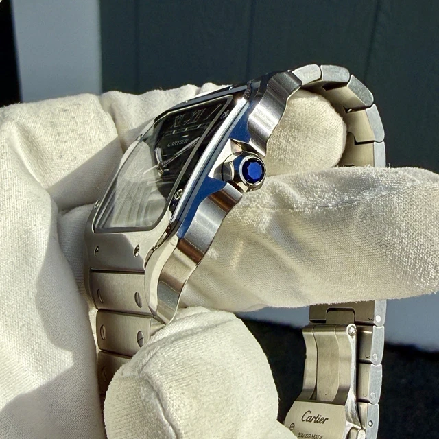 2024-Cartier-Santos-Large-Green-Dial-WSSA0062-Very-7.webp Montre Cartier Santos Grand Cadran Vert WSSA0062, 2024, Très bon état - Boîte et Papiers