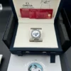 OMEGA Speedmaster 2025 « Silver Snoopy Award » 50e montre 310.32.42.50.02.001