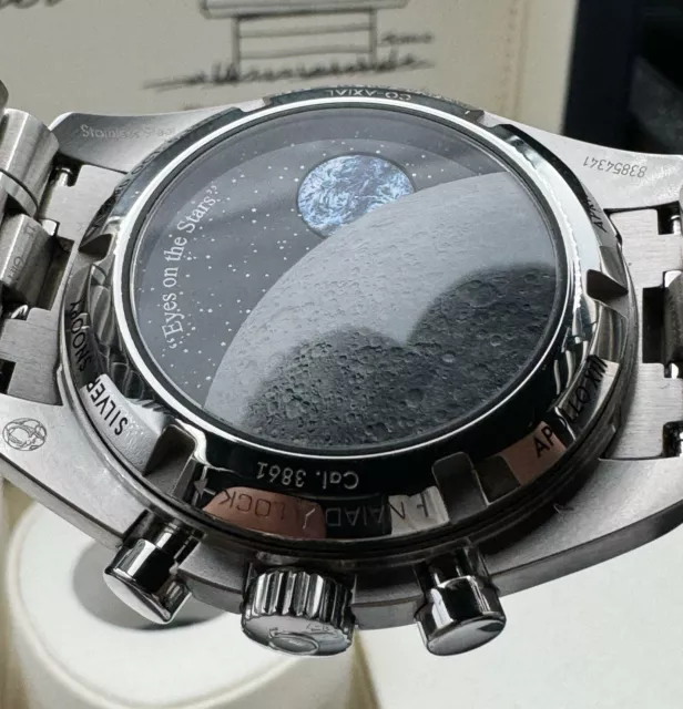 OMEGA Speedmaster 2025 « Silver Snoopy Award » 50e montre 310.32.42.50.02.001