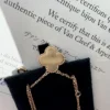 AUTHENTIC-Van-Cleef-Arpels-2016-Holiday-Pendant-Onyx-24.webp AUTHENTIQUE Pendentif Holiday Van Cleef Arpels 2016 Onyx Diamants Or Rose 18 carats