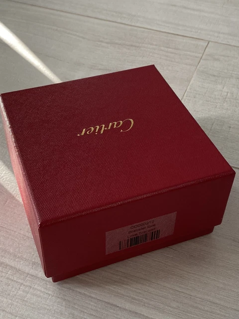 Cartier-18k-Rose-Gold-Love-Bracelet-10-Diamond-7.webp Bracelet Love Cartier en or rose 18 carats, 10 diamants, taille 17, petit modèle, 4 mm, boîte, Coa