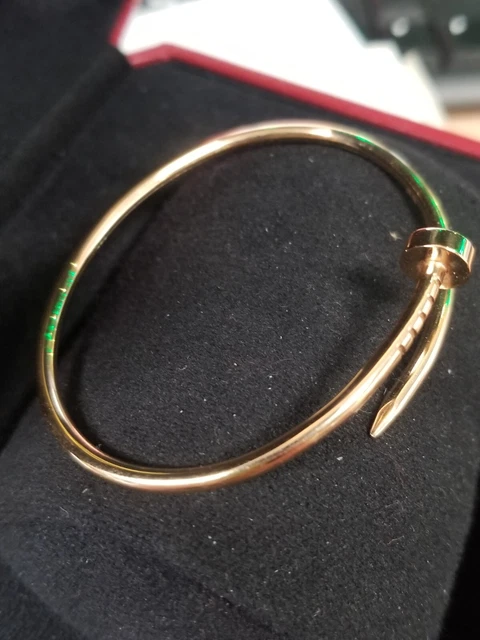 Cartier-Au750-Rose-Gold-Nail-Bangle-Small-Bracelet-3.webp Bracelet jonc clou Cartier en or rose 750, petit modèle, 9,1 g