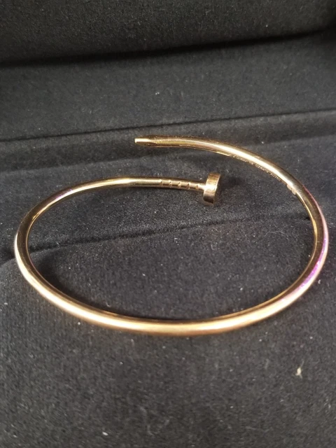 Cartier-Au750-Rose-Gold-Nail-Bangle-Small-Bracelet-4.webp Bracelet jonc clou Cartier en or rose 750, petit modèle, 9,1 g