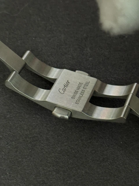 Cartier-Ballon-Bleu-Steel-and-Gold-42mm-Ref-9.webp Montre Cartier Ballon Bleu Acier et Or 42 mm Réf. W2BB0022