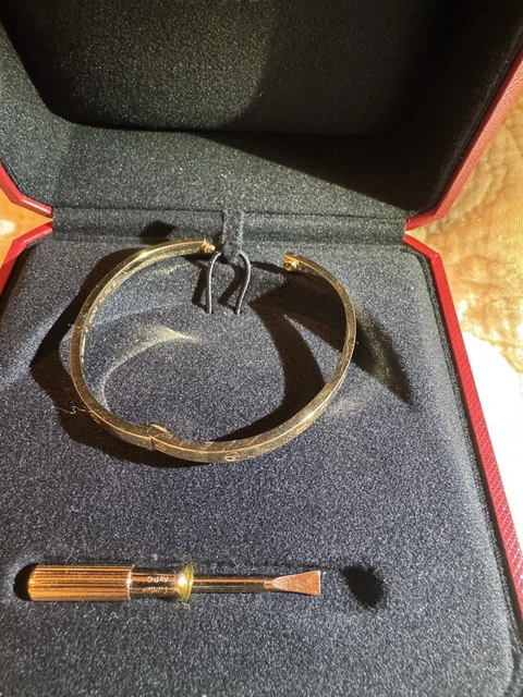 Cartier-LOVE-Bracelet-small-Rose-Gold-Size-16-6-Copie.webp Bracelet Cartier LOVE (petit) Or rose Taille 16