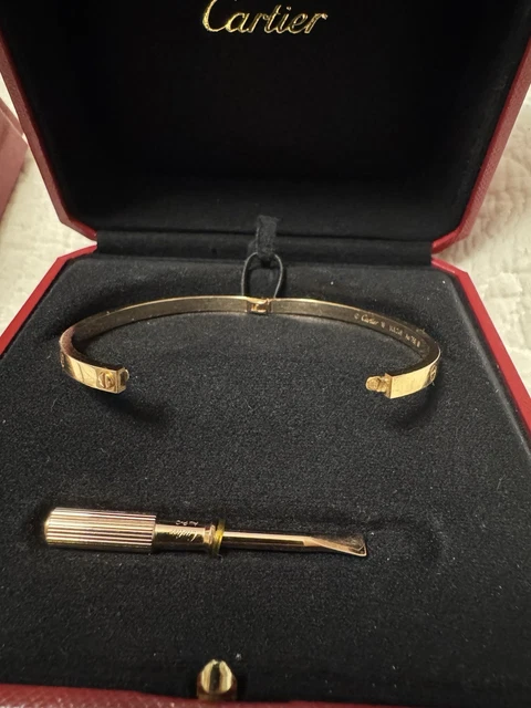 Cartier-LOVE-Bracelet-small-Rose-Gold-Size-16-8-Copie-Copie.webp Bracelet Cartier LOVE (petit) Or rose Taille 16