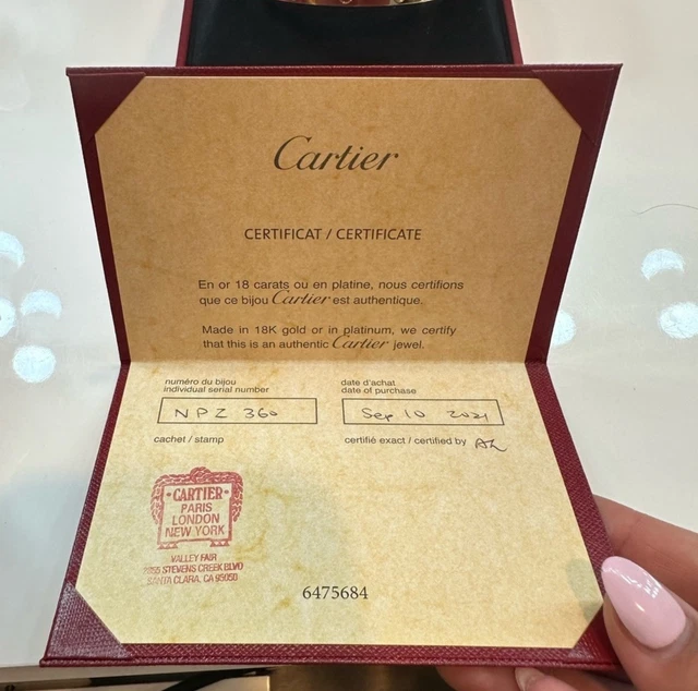 Cartier-Love-Bracelet-4-Diamonds-18k-Yellow-Size-4.webp Bracelet Cartier Love 4 diamants 18 carats jaune taille 20 cm