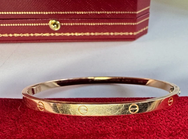 Cartier-Rose-Gold-Love-Bracelet-Medium-Model-With (4) Bracelet Cartier Love en or rose, modèle moyen, avec boîte et documents d'origine.
