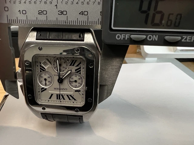 Cartier-Santos-100-XL-Chronograph-Stainless-Mens-Watch (10) Montre Cartier Santos 100 XL Chronographe Acier Inoxydable pour Homme, avec boîte et papiers W20090X8