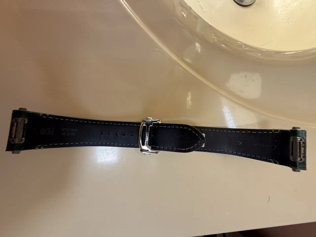 Cartier-Santos-Green-Dial-Large-Size-WSSA0062-30.webp Montre Cartier Santos à cadran vert, grande taille, WSSA0062