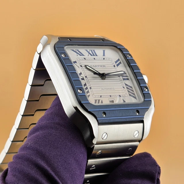 Cartier-Santos-de-Cartier-40-mm-WSSA0047-BP (13) Montre Cartier Santos de Cartier 40 mm WSSA0047 B&P Bracelet supplémentaire Lunette PVD bleue Homme