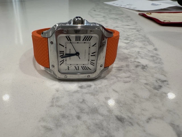 Cartier-Santos-de-Cartier-Medium-Stainless-Steel-WSSA0029-34.webp Montre Cartier Santos de Cartier Medium en acier inoxydable WSSA0029, coffret et papiers