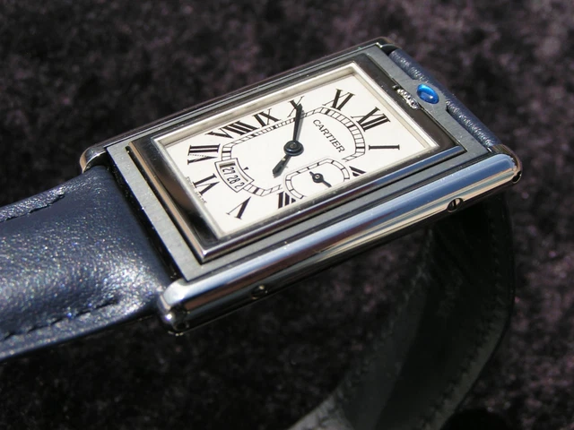 Test de la Cartier Tank Basculante XL 26 mm en acier 2522 (09/2025)