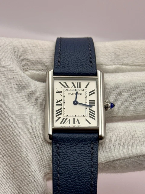 Cartier-Tank-Must-SolarBeat-Wsta0060-5.webp Montre Cartier Tank Must SolarBeat Wsta0060