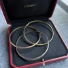 Cartier-Trinity-Tri-Color-Bangle-Bracelet-18k-Gold-Classic-24.webp Bracelet jonc Cartier Trinity Tricolore en or 18 carats, modèle classique