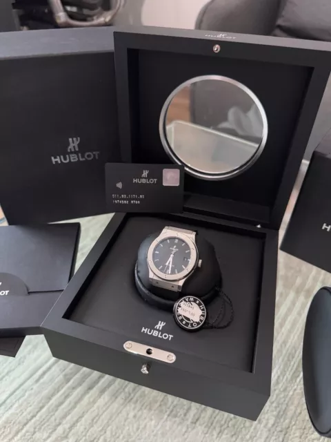 Hublot-Classic-Fusion-Titanium-45mm-511NX1171RX-RRP-13.webp Hublot Classic Fusion Titanium 45 mm 511.NX.1171.RX