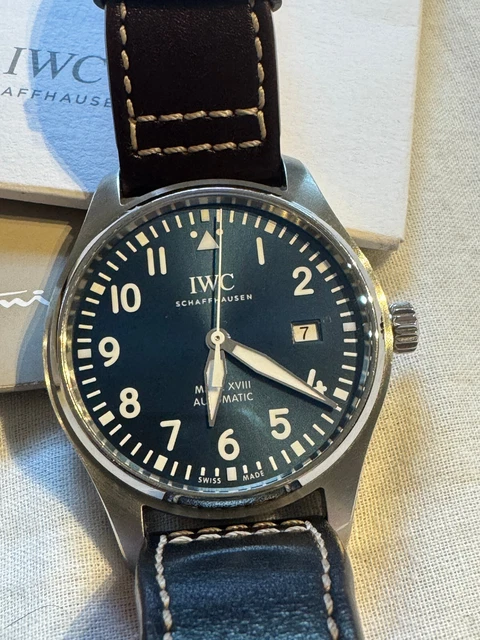 IWC-IW327010-Le-Petit-Prince-Mark-XVIII-Pilots-11.webp Montre d'aviateur IWC IW327010 Le Petit Prince Mark XVIII - Cadran bleu - Automatique