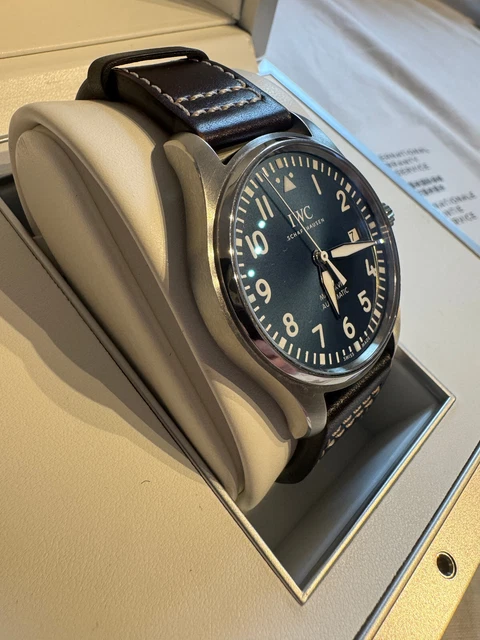 IWC-IW327010-Le-Petit-Prince-Mark-XVIII-Pilots-3.webp Montre d'aviateur IWC IW327010 Le Petit Prince Mark XVIII - Cadran bleu - Automatique