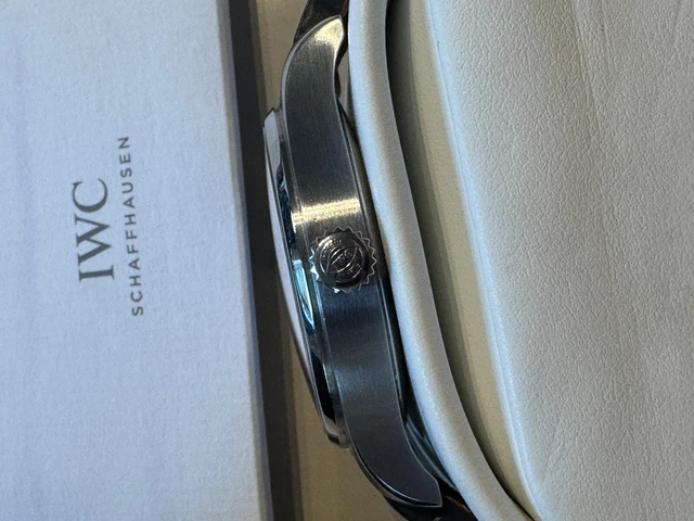 IWC-IW327010-Le-Petit-Prince-Mark-XVIII-Pilots-4.webp Montre d'aviateur IWC IW327010 Le Petit Prince Mark XVIII - Cadran bleu - Automatique