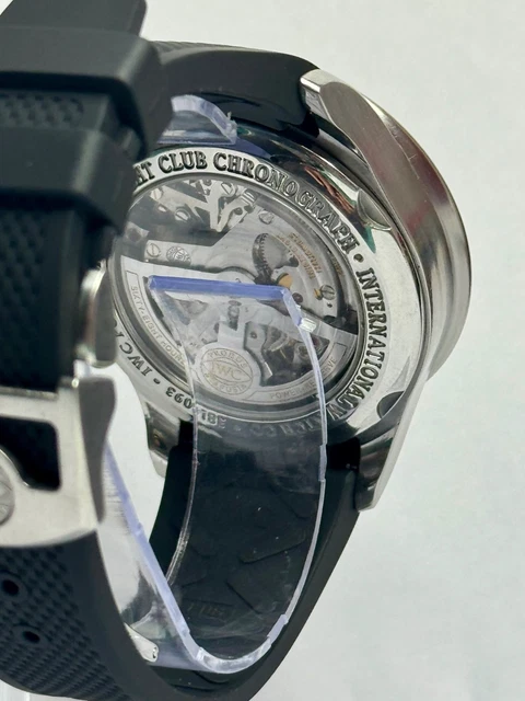 IWC-Portugieser-Yacht-Club-Chronograph-IW3814093-FULLY-4.webp IWC Portugieser Yacht Club Chronographe IW3814093 Entièrement fonctionnel Sans prix de réserve
