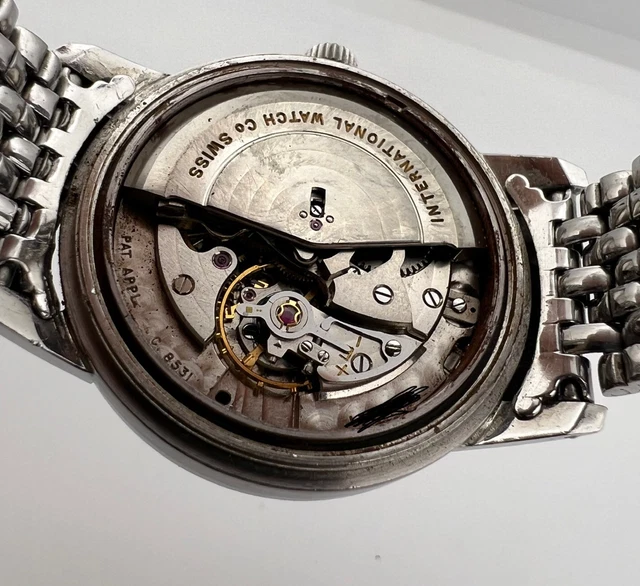 IWC-SCHAFFHAUSEN-Ingenieur-AUTOMATIC-REF-666-11.webp IWC SCHAFFHAUSEN Ingenieur AUTOMATIQUE REF 666 MONTRE VINTAGE HOMME CAL 8531