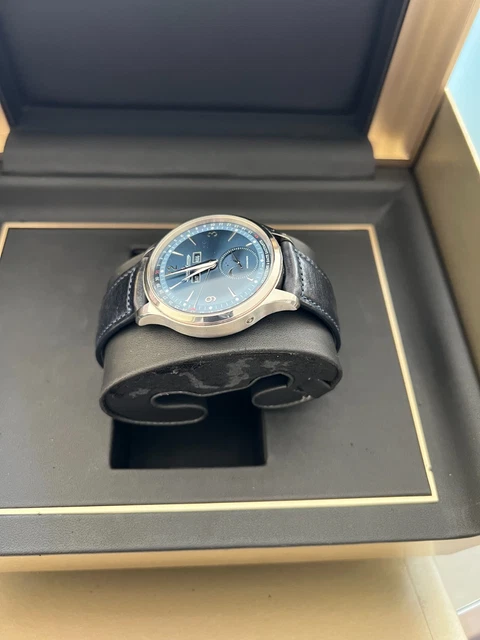 Jaeger-LeCoultre Master Calendar Control Calendar Cadran bleu Acier inoxydable