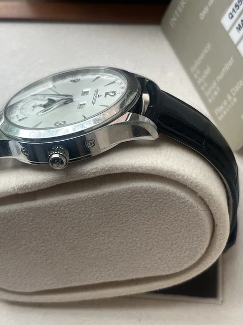 Jaeger-LeCoultre-Master-Steel-Mens-Watch-Q1558420-Moonphase-4.webp Montre Jaeger-LeCoultre Master Steel pour homme - Q1558420 Phases de lune Calendrier annuel