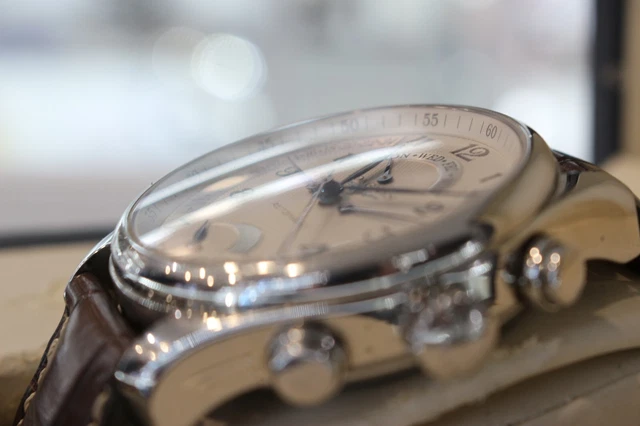 Longines-Master-Collection-Retrograde-Automatic-Chronograph-L6972-Watch-4.webp Montre Longines Master Collection Retrograde Chronographe Automatique L.697.2