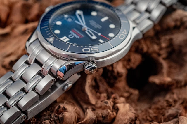 OMEGA 2023 Seamaster Diver Bleu No Wave 300M 212.30.41.20.03.001 Boîte et papiers