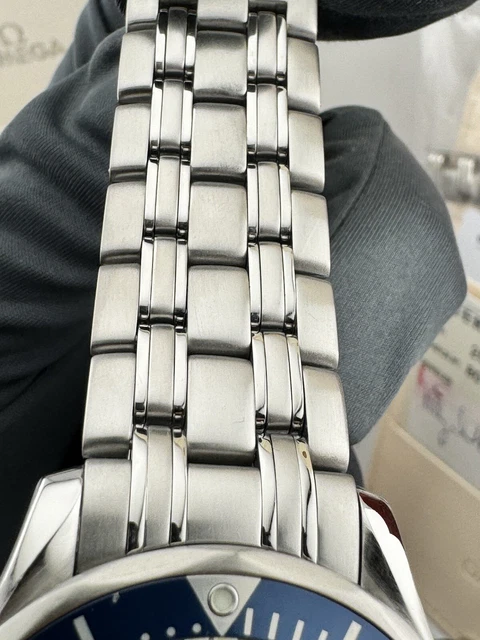 OMEGA-Automatic-Seamaster-Professional-41mm-BlueWave-25318000-19.webp Ω OMEGA Automatique Seamaster Professional 41 mm BlueWave 2531.8000 JamesBond Full