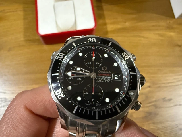 Montre Omega Seamaster Chrono Diver pour homme, noire - 213.30.42.40.01.001