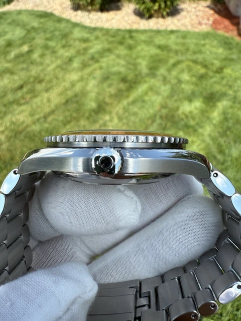 OMEGA Seamaster Planet Ocean 2208.50 Excellent état avec papiers