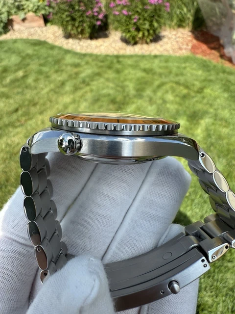 OMEGA Seamaster Planet Ocean 2208.50 Excellent état avec papiers