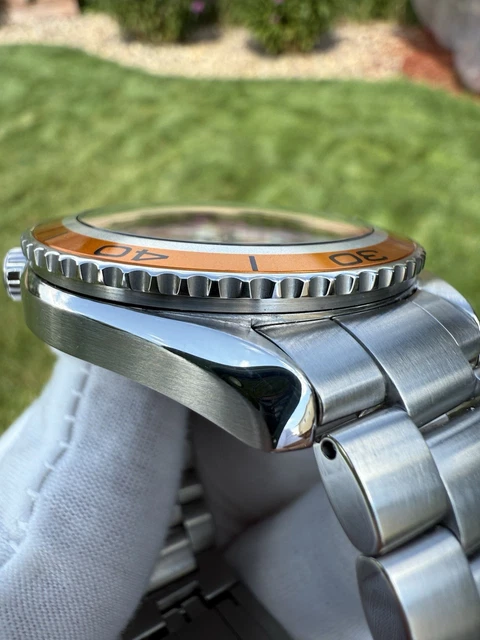 OMEGA Seamaster Planet Ocean 2208.50 Excellent état avec papiers