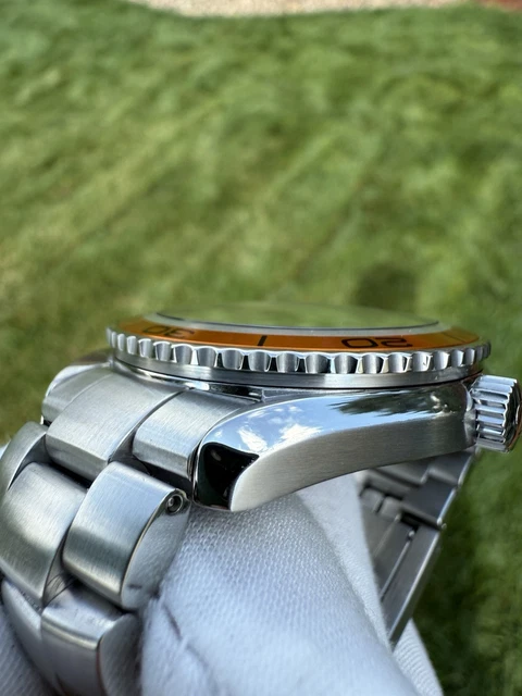 OMEGA Seamaster Planet Ocean 2208.50 Excellent état avec papiers