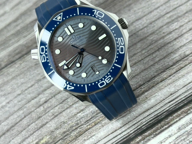 Omega-Seamaster-Diver-300M-4.webp Omega Seamaster Diver 300M