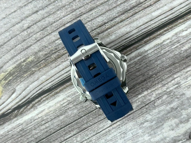 Omega-Seamaster-Diver-300M-7.webp Omega Seamaster Diver 300M