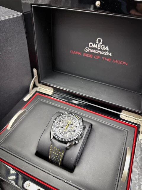 Omega Speedmaster Apollo 8 Dark Side of the Moon 311.92.44.30 Céramique - KIT COMPLET