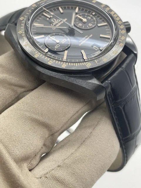 Omega Speedmaster Dark Side Of The Moon DSOTM 311.92.44.51.01.006 avec cartes
