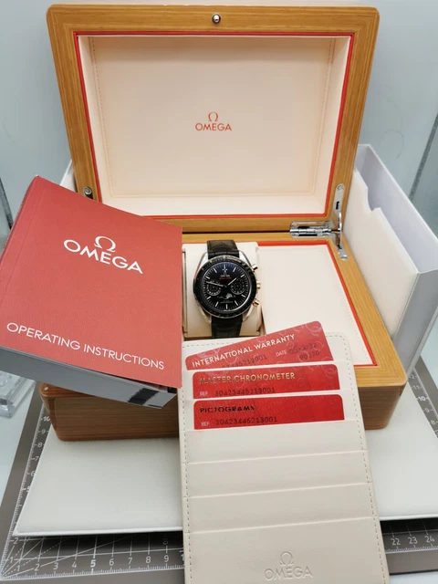 Omega-Speedmaster-Moonwatch-Moonphase-30423445213001-SET-COMPLETO-BP-14.webp Omega Speedmaster Moonwatch Moonphase 30423445213001 Coffret complet B&P 2022