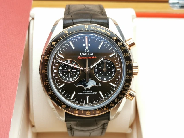 Omega-Speedmaster-Moonwatch-Moonphase-30423445213001-SET-COMPLETO-BP-16.webp Omega Speedmaster Moonwatch Moonphase 30423445213001 Coffret complet B&P 2022