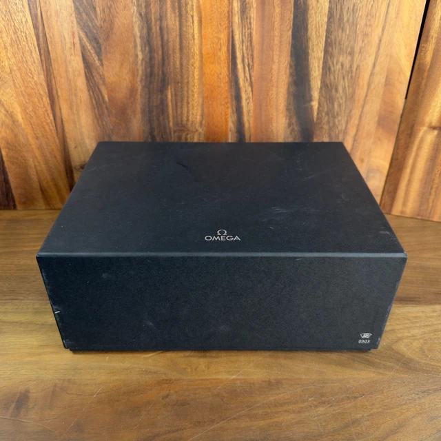 Omega Speedmaster Moonwatch Cadran Blanc 310.30.42.50.04.001 Coffret Complet 2025