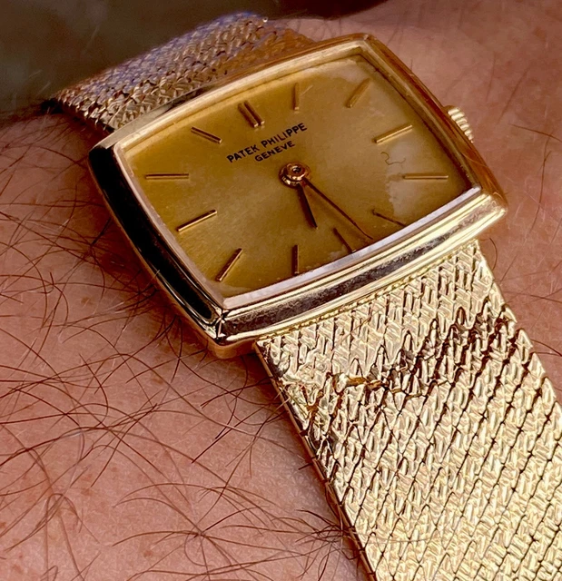 Montre Patek Philippe pour femme, 23 mm, or massif 18 carats, 50 g, remontage manuel, réf. 3352/1