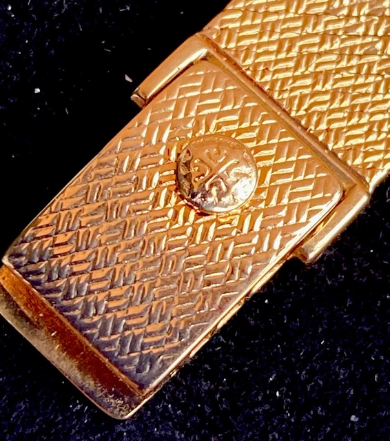 Montre Patek Philippe pour femme, 23 mm, or massif 18 carats, 50 g, remontage manuel, réf. 3352/1