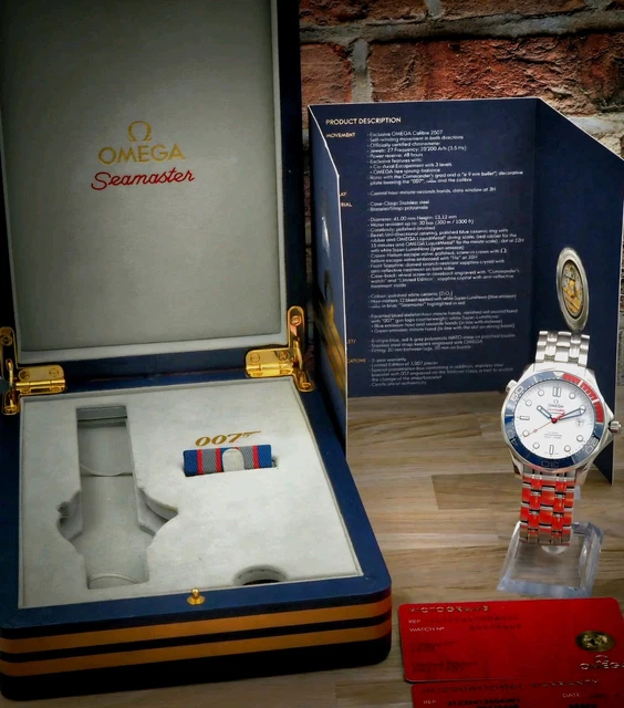 RARE-OMEGA-Bond-Seamaster-Diver-300M-Commanders-Watch-White-Blue-Red-3.webp RARE OMEGA Bond Seamaster Diver 300M Commander's Watch/Blanc/Bleu/Rouge/ Bracelet