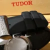 TUDOR-Model-20300-Sport-Chronograph (4) TUDOR Modèle 20300 - Chronographe Sport + Boîte et Papiers -