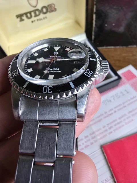 Tudor-Rolex-Submariner-9411-Vintage-Snowflake-Diver-Full-30.webp Tudor Rolex Submariner 9411 Vintage Snowflake Diver, coffret complet, papiers, 1976