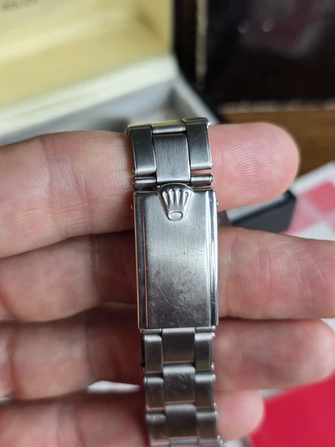 Tudor-Rolex-Submariner-9411-Vintage-Snowflake-Diver-Full-36.webp Tudor Rolex Submariner 9411 Vintage Snowflake Diver, coffret complet, papiers, 1976
